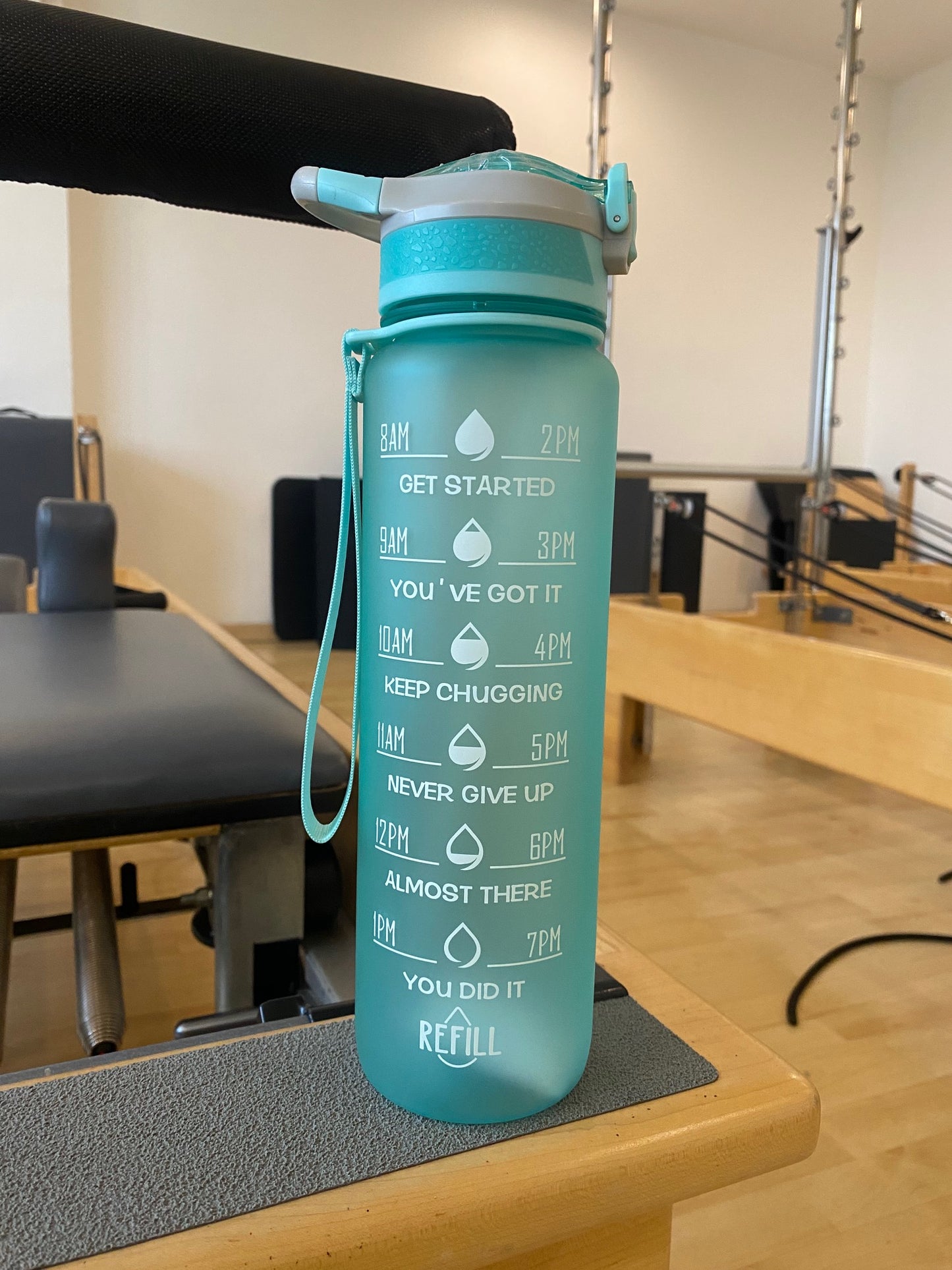 Botella de agua deportiva