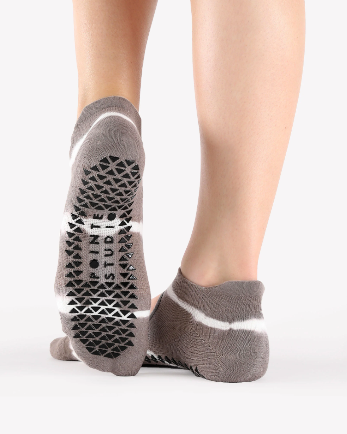 Pointe Studio- Warm Grey